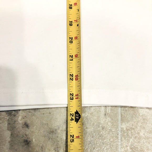 ♦️1 Left♦️Guess-Los Angeles Women Athletic Short Sleeve-Measurements in Pics - Picture 8 of 14